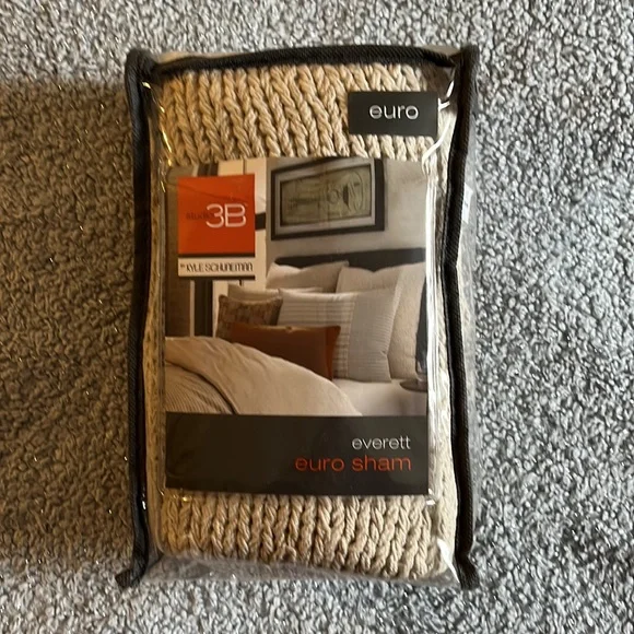 studio 3b Kyle Schuneman Everett Euro Pillow Sham - Picture 4 of 4